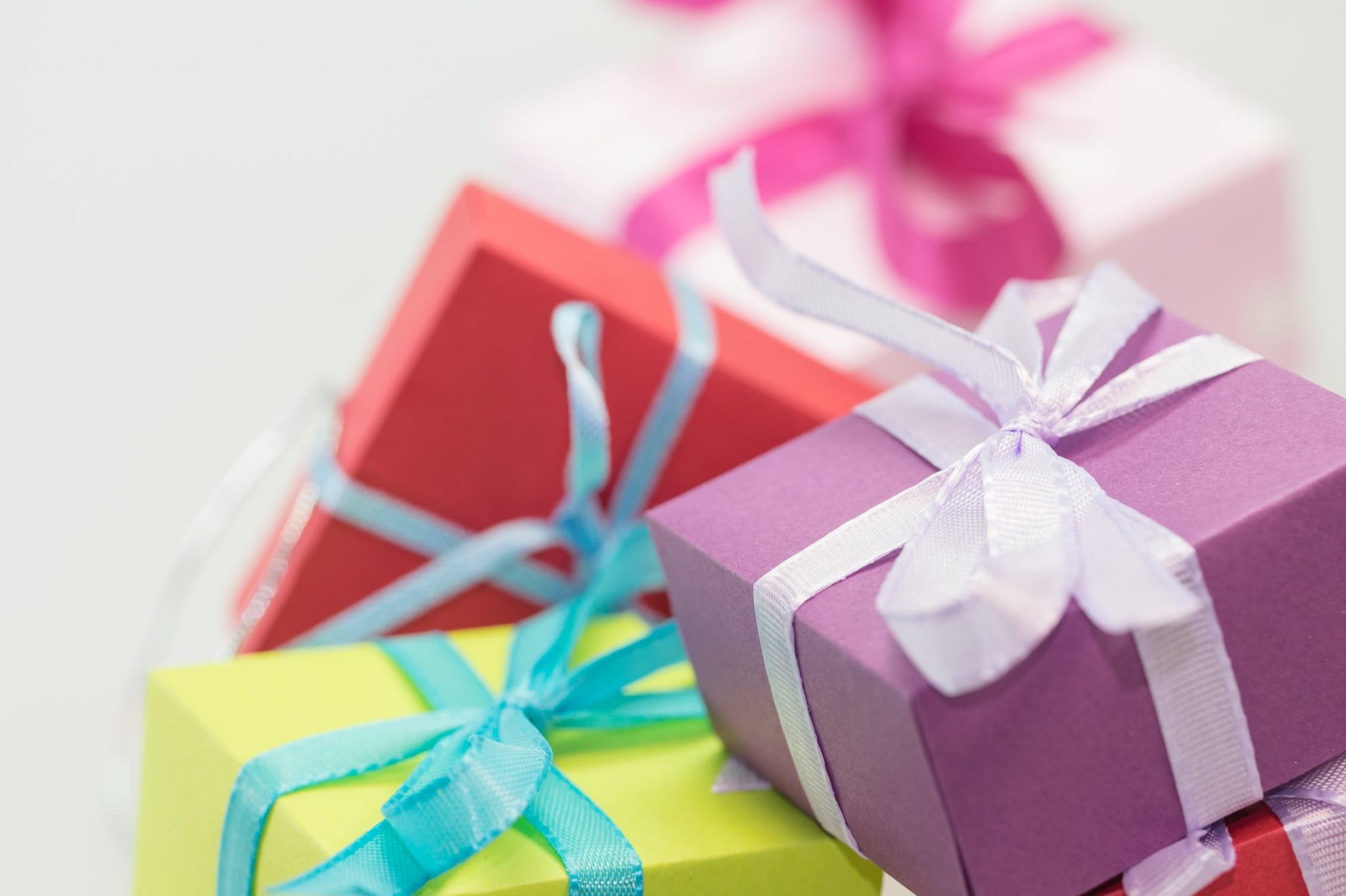 Bedrukte zonnebrillen als relatiegeschenk voor zomerse dagen - origineel en functioneel